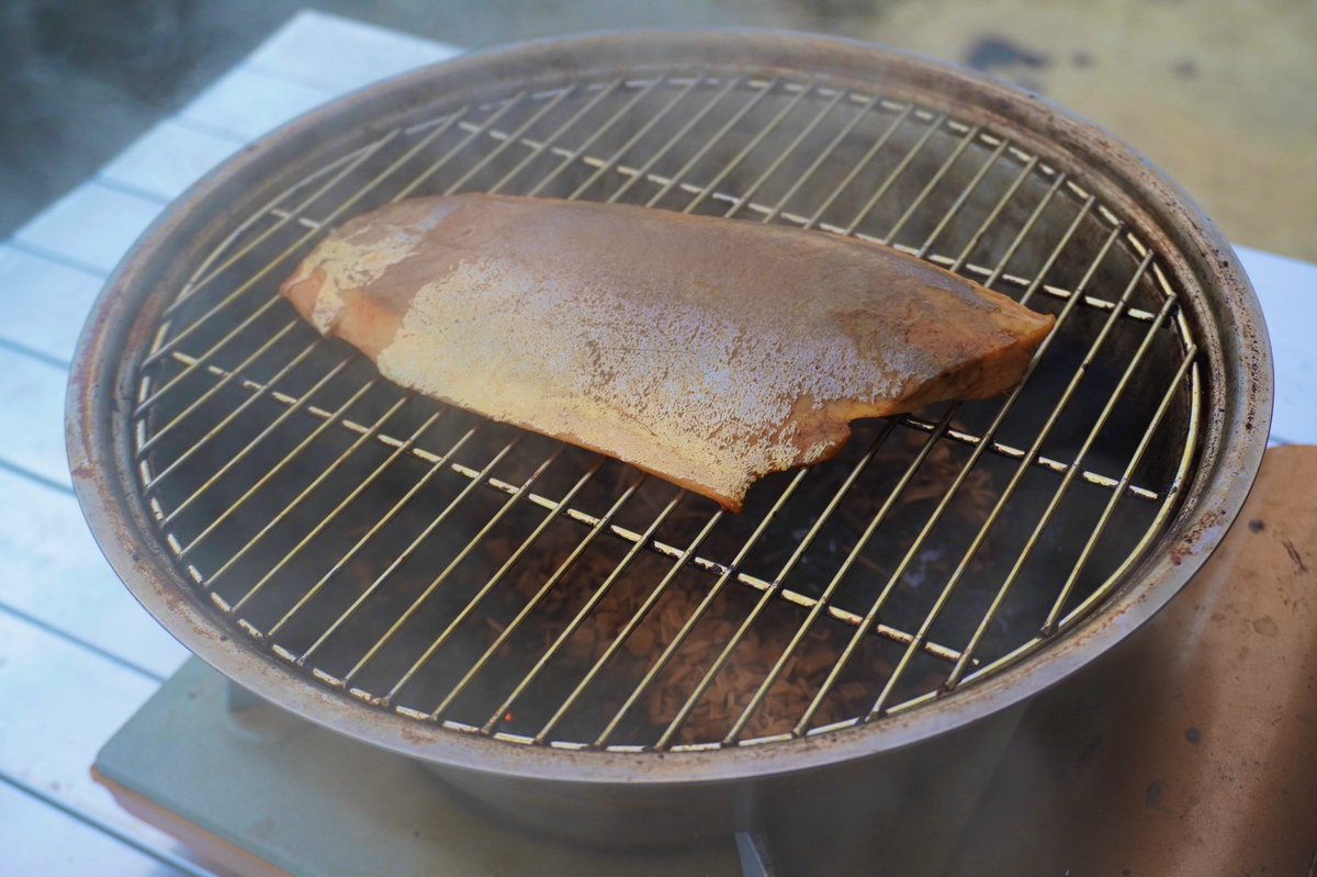 燻製職人 服部 ツバスたたき風瞬間燻製