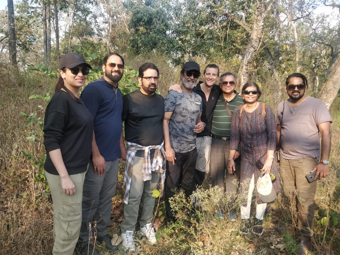Gopi Krishnan (@gappigopi) on Twitter photo Proud to have been part of this in a small way behind the scenes. It was the most exciting day. Thanks <a href="/KavithalayaaOff/">Kavithalayaa</a> and <a href="/DiscoveryIN/">Discovery Channel India</a> #ThalaivaOnDiscovery #IntoTheWildWithBearGrylls Proud to have been part of this in a small way behind the scenes. It was the most exciting day. Thanks <a href="/KavithalayaaOff/">Kavithalayaa</a> and <a href="/DiscoveryIN/">Discovery Channel India</a> #ThalaivaOnDiscovery #IntoTheWildWithBearGrylls