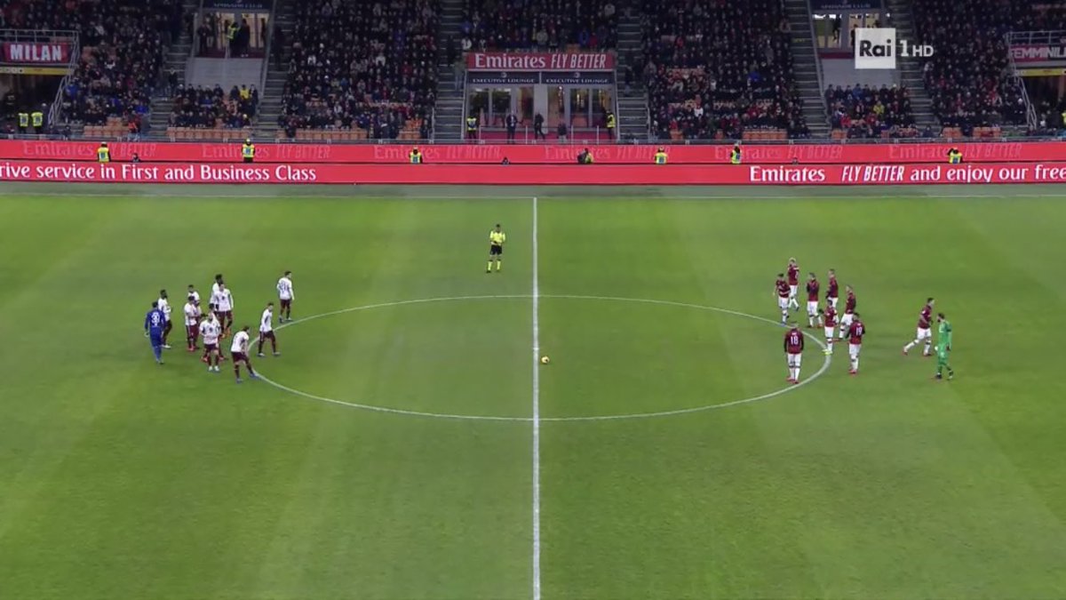 donatocerullo's tweet image. - No al minuto di silenzio per #KobeBryant
- Sì agli scudetti revocati esposti allo Stadium

La vergogna.