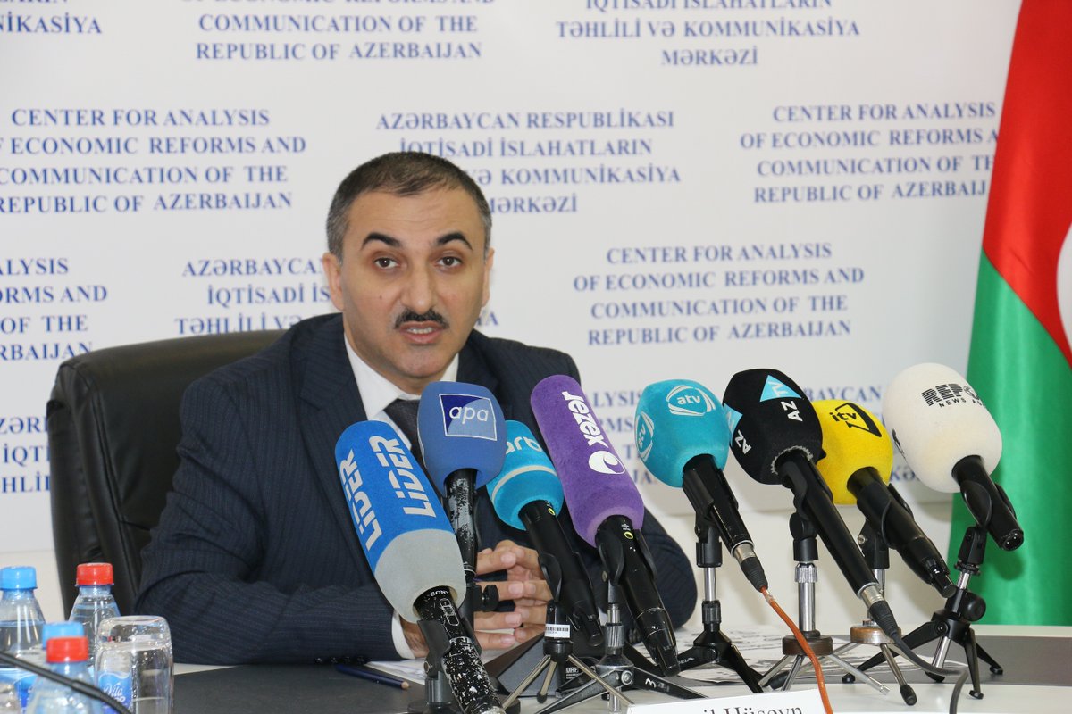 iqtisadiislahat's tweet image. İqtisadi İslahatların Təhlili və Kommunikasiya Mərkəzinin “İxrac İcmalı”nın 2020-ci ilin yanvar sayı təqdim olunub.

Ətraflı: bit.ly/38OIczL

#ExportReview #Azerbaijan #iqtisadiislahat #export #economy #BirPencere #Azexport #IxracIcmali