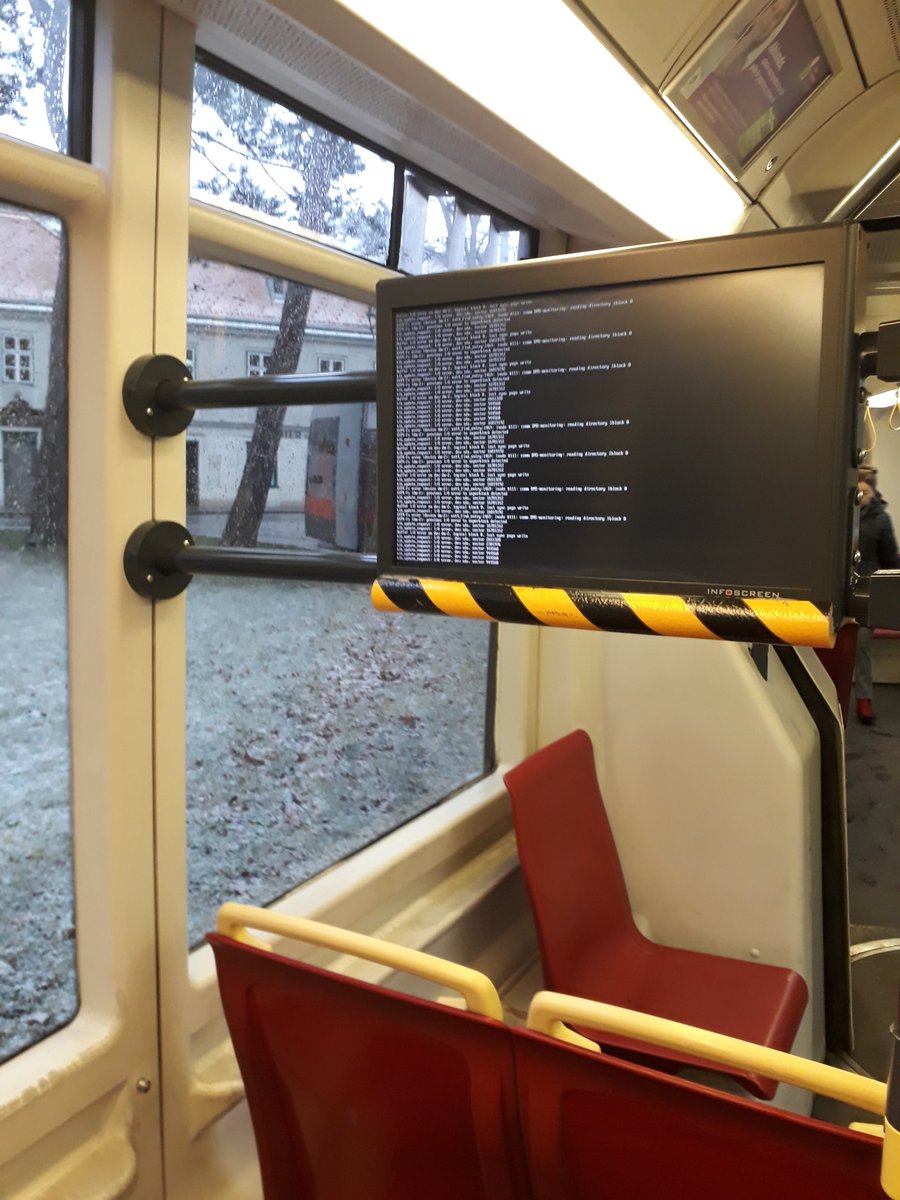43erBim's tweet photo. Heute gibt's #Infoscreen für Coder! https://t.co/rYqXYc5Dgc