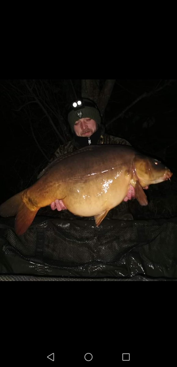 TaskaCarp's tweet photo. One more for Team Taska as Louis Lyo has gone and banked one of the A Team from his local water. A fish known as Big Deal came in weighing 31lb 2oz and was another victim to Louis own rolled bait, the Red Cray. 

Taska Baseline products giving perfect presentation everytime. https://t.co/y8G61UXiuQ