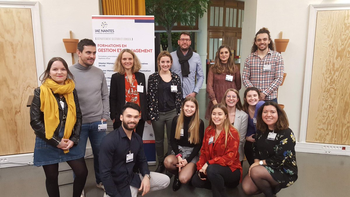 IAEnantes's tweet photo. Merci aux 6 #pros venus hier à l'#afterwork #AlaTableDesPros présenter leur métier dans le domaine du #marketing à nos étudiants ! #AgnesGuillonRobin, #AlexandreNingre @Publicisactiv_, #AntoineHerault, #AudreyKerwich @ASI_Informatic, #ChloeDuffay, #EstellePrimeau @TroopersAgency https://t.co/mcqdQfzuje
