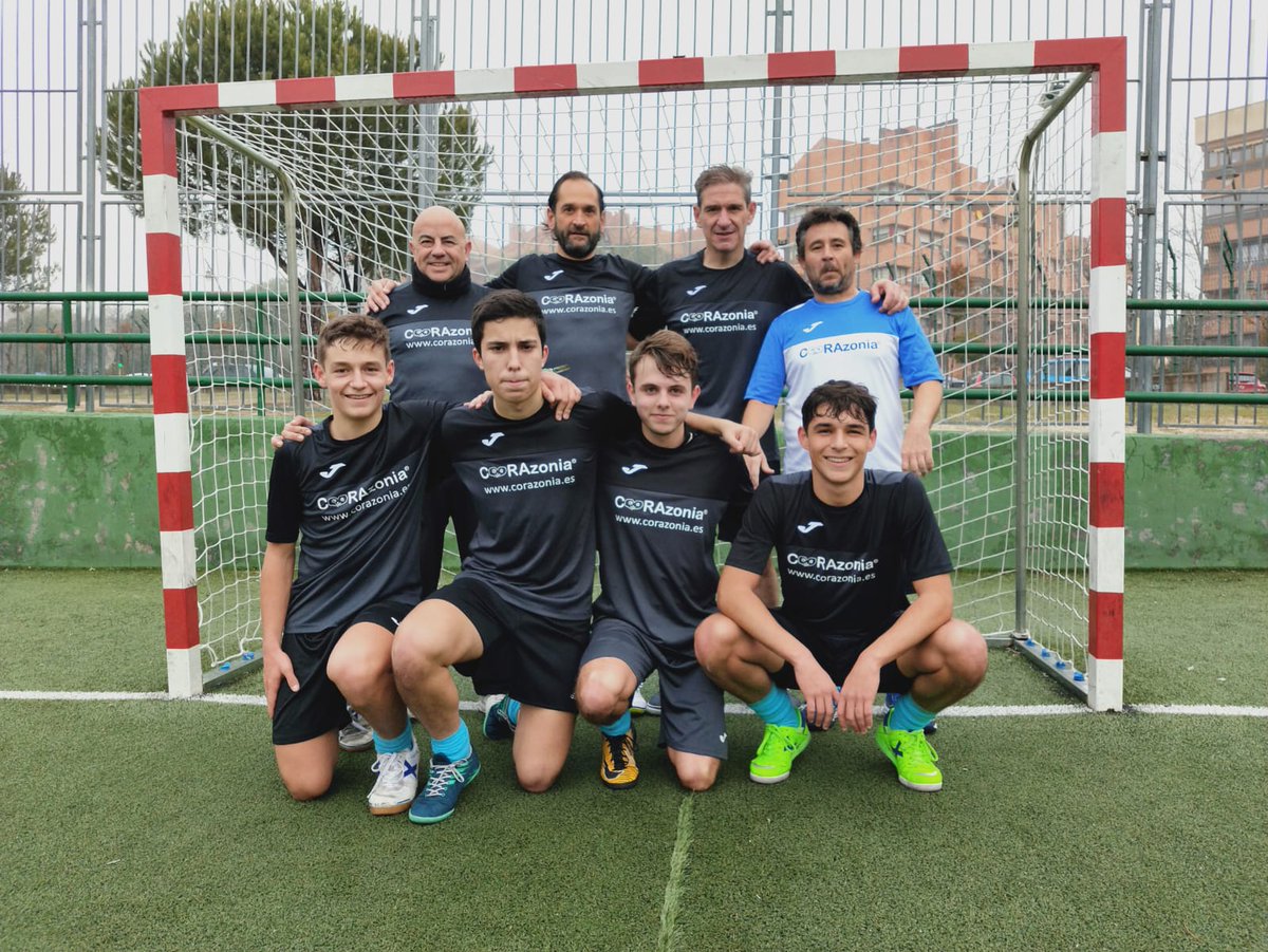 CorazoniaF's tweet photo. Nuestro equipo jugóun gran partido contra un buen equipo, y nos ofreció un buen juego en la mañana lluviosa de Maliciosa 💜⚽🤟🏼🔝🚀 @corazonia_DESA @EsCorazonia #corazonios https://t.co/lqrfzg1dHc