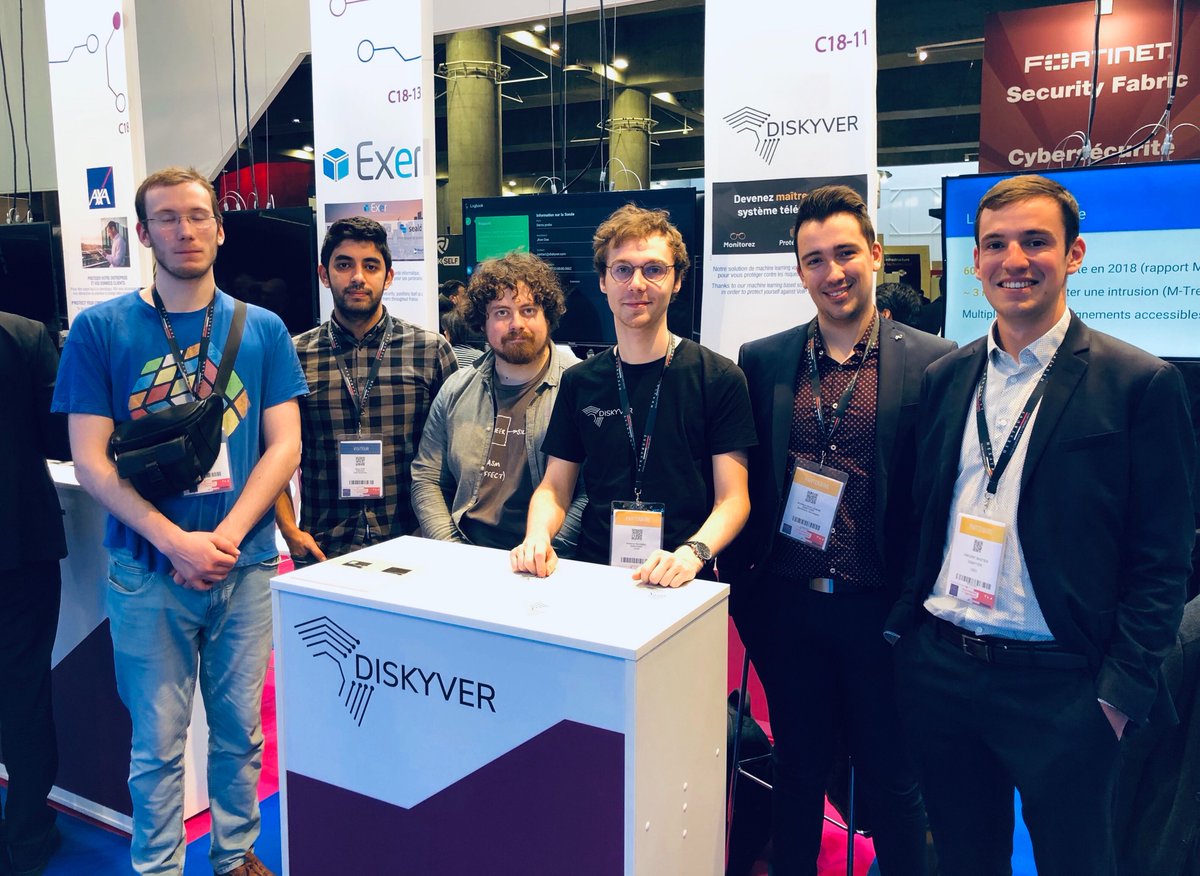 Le #FIC2020 bat son plein chez Diskyver ! 

Venez rencontrer toute notre équipe au stand C18-11, dans l'espace #hautsdefrance directement en face de l'entrée. 👋