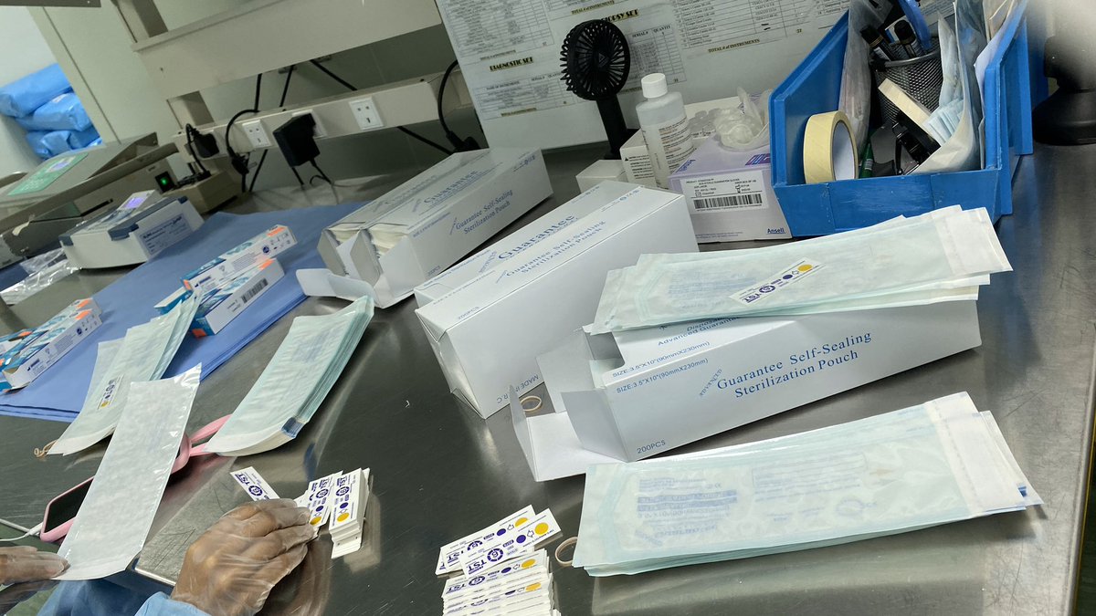 اول يوم تدريب في المستشفى كان في غرفة التعقيم  
The central sterile services department (CSSD)