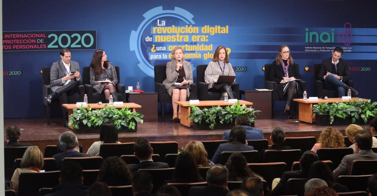 INAImexico's tweet image. 🔶 En la era digital, fundamental protección de datos personales y evitar usurpación de identidad.

#INAIinforma bit.ly/2vwdBsn