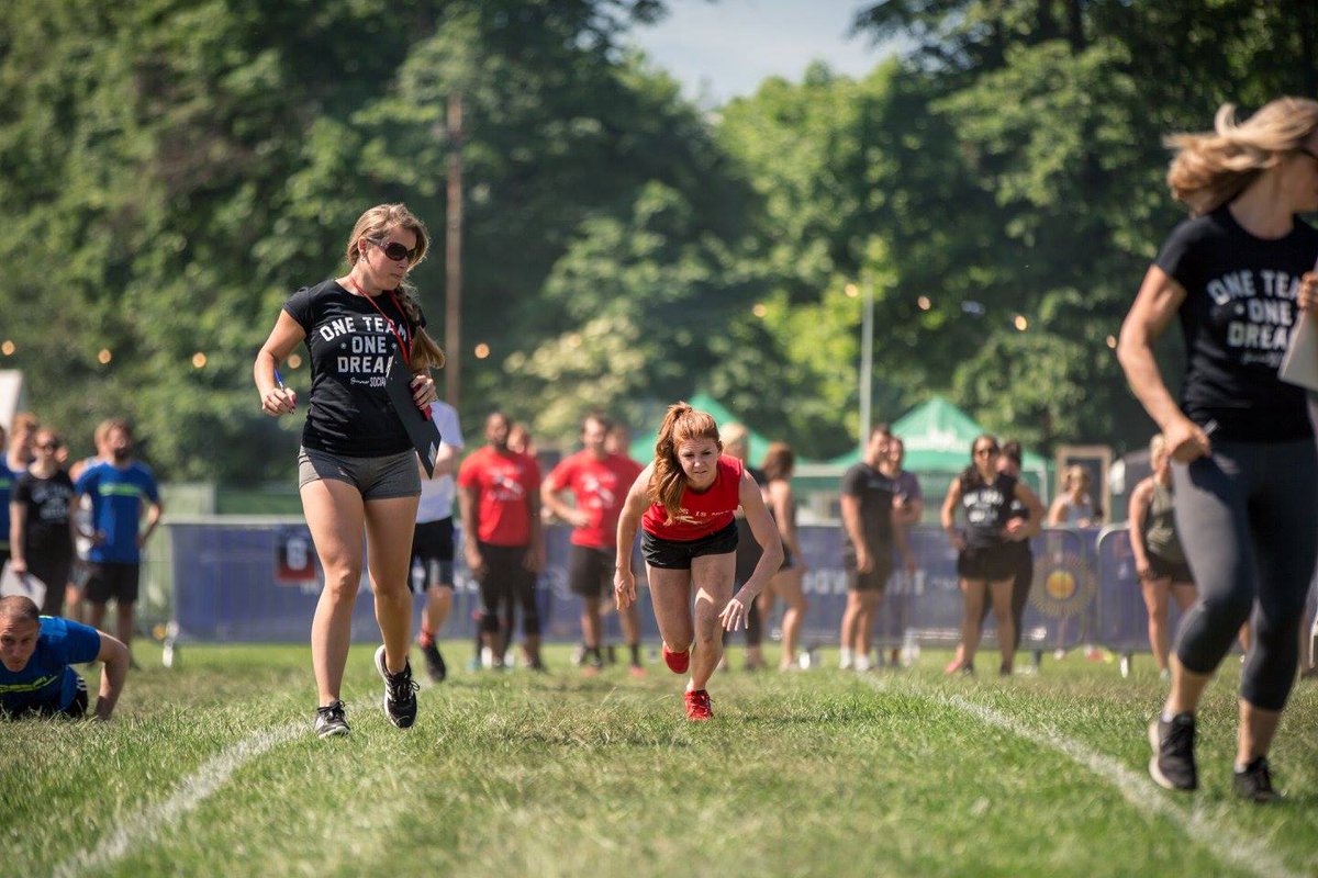 We have now nearly sold out of entries for the 2020 Summer Throwdown. We plan to expand the tournament beyond our existing capacity and are looking for judges to help us achieve this. Contact us at info@summersocial.co.uk if you're interested in being a judge on 30 May ☀️🏋️‍♀️