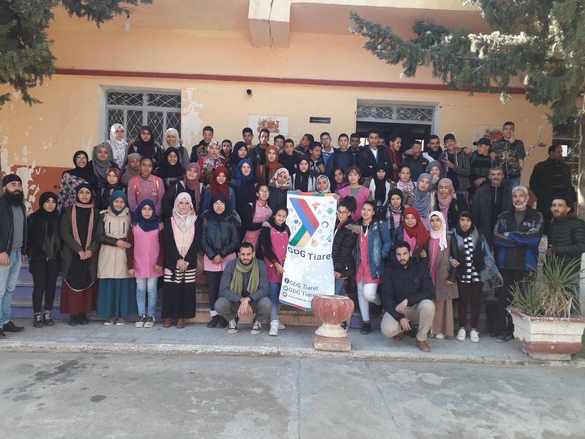 FethiBoukhors's tweet photo. Today @GDGTiaret start a new challenge by teaching middle school students about game programming with Scratch
Thanks to all the teachers and the administration for the big welcome, you was a very big example of the teachers who want to develop thier community
@Omranic @abid_salim https://t.co/OpIeC1Ka4X