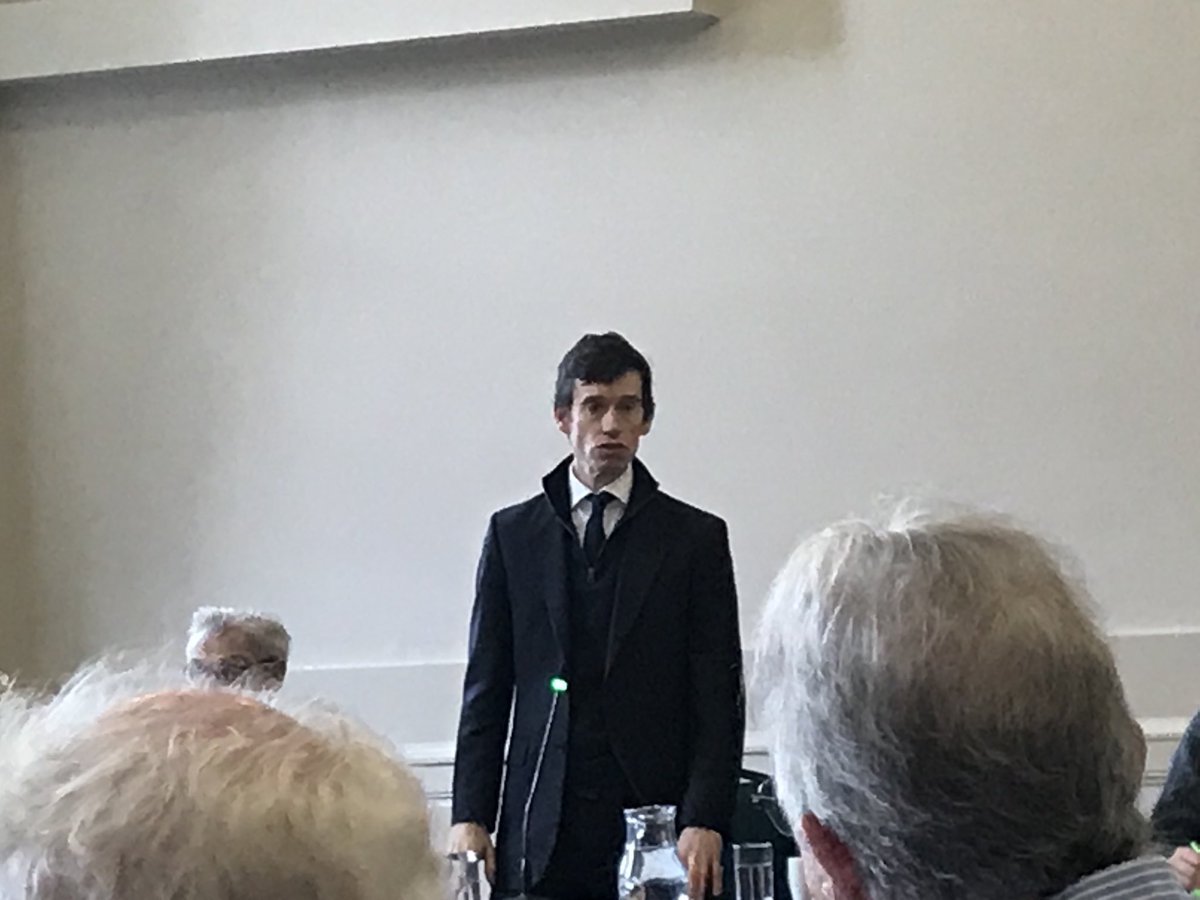 lesliemv's tweet photo. There’s nowhere more exciting than London at the moment - ‘the prow of the bow’ but no manifestos really mention London, says ⁦@RoryStewartUK⁩ ⁦@regentsuni⁩ https://t.co/onbywXkpxI