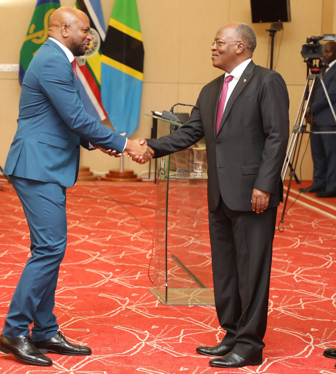 PeterMalika's tweet photo. "Endelea Kuchapa Kazi" said to me , H.E. Dr. John Pombe Joseph Magufuli the President of the United Republic of Tanzania at the State House last week. https://t.co/GZYrkqu0i8