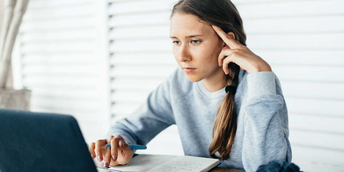 Vi bjuder på tips och kunskap som hjälper dig som rekryterar att komma igång med kompetensbaserad referenstagning: bit.ly/310KKYU
.
.
.
#HR #rekrytering #kompetensbaseradrekrytering #kompetensbaserad #referenstagning #digitalreferenstagning #arbetsgivare #kompetens