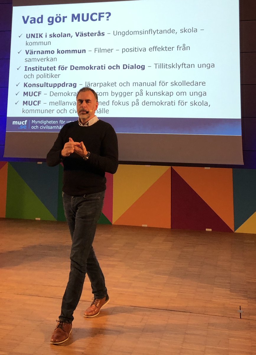 Katrin_lin_'s tweet photo. "Varför ges inte unga mera makt? Vi har haft ett mattelyft, läslyft men inget demokratilyft" Mattias Lunn , utvecklingsledare från Myndigheten för ungdoms- och civilsamhällesfrågor" https://t.co/On8s59S6a5