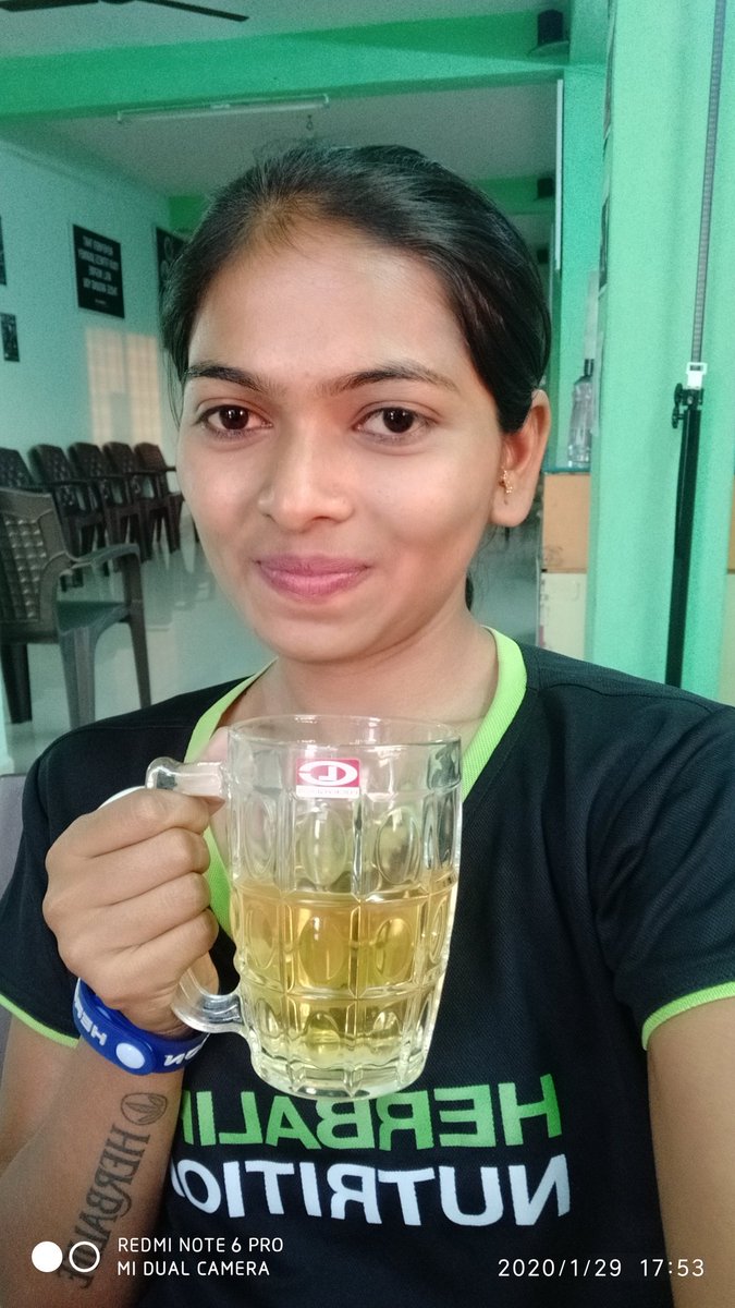 MDhulgunde's tweet photo. Evening Afresh 😍💪🔥. Afresh- fresh🍃💦 anytime. .
#excitedday.#energeticfeel #joinmyafresh #healthylifestyle .
.
if you like to be live healthy and excited life,you can contact me.
#fitcoachmeera https://t.co/vQvAYiZhWQ
