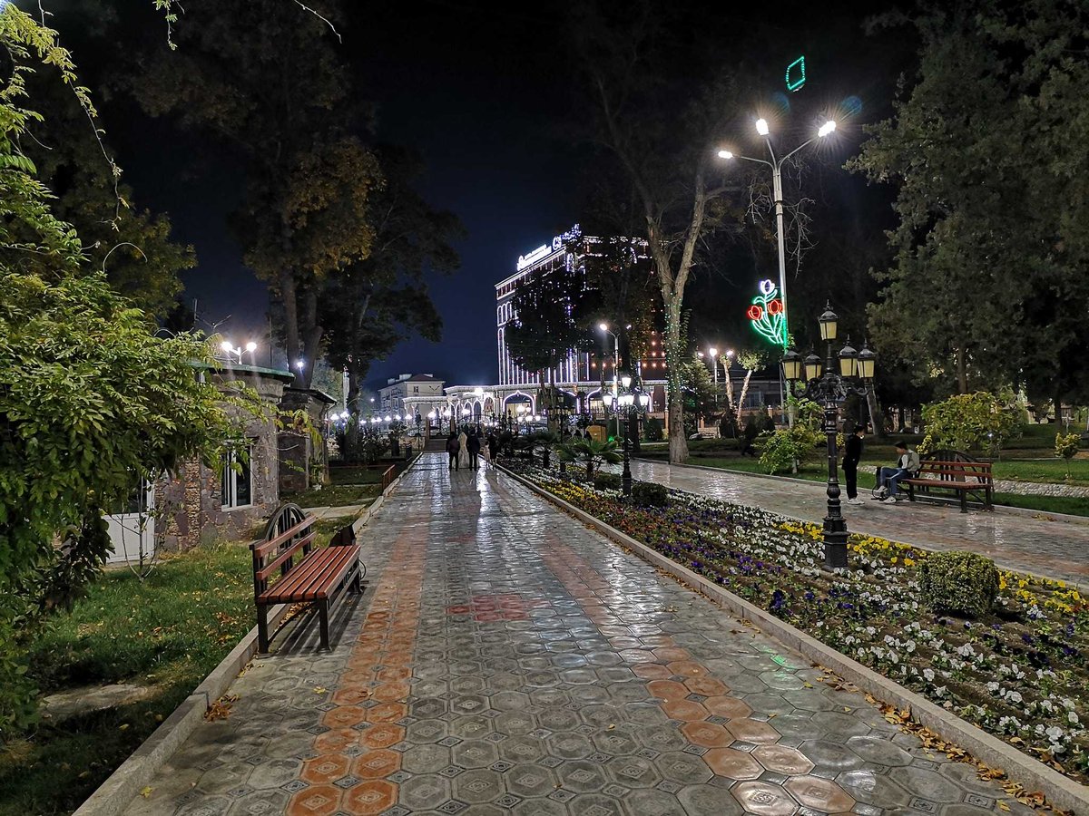 NoyShani's tweet photo. 😎🗻  Just 3 months ago we visited Khujand, Tajikistan, one of the best cities I have been to so far anywhere in the world. I was amazed, it was totally unexpected. And I have been to many countries and cities trust me.

Stunning, albeit over extravagant. Well worth it! #travel https://t.co/pBPzalafOK