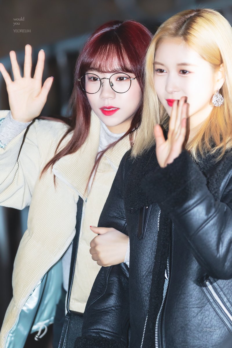 WouldYouYeoreum's tweet photo. 191220

#우주소녀 #WJSN #CosmicGirls
#여름 #이여름 #YEOREUM 
#뮤직뱅크 https://t.co/SWicIRXVqX