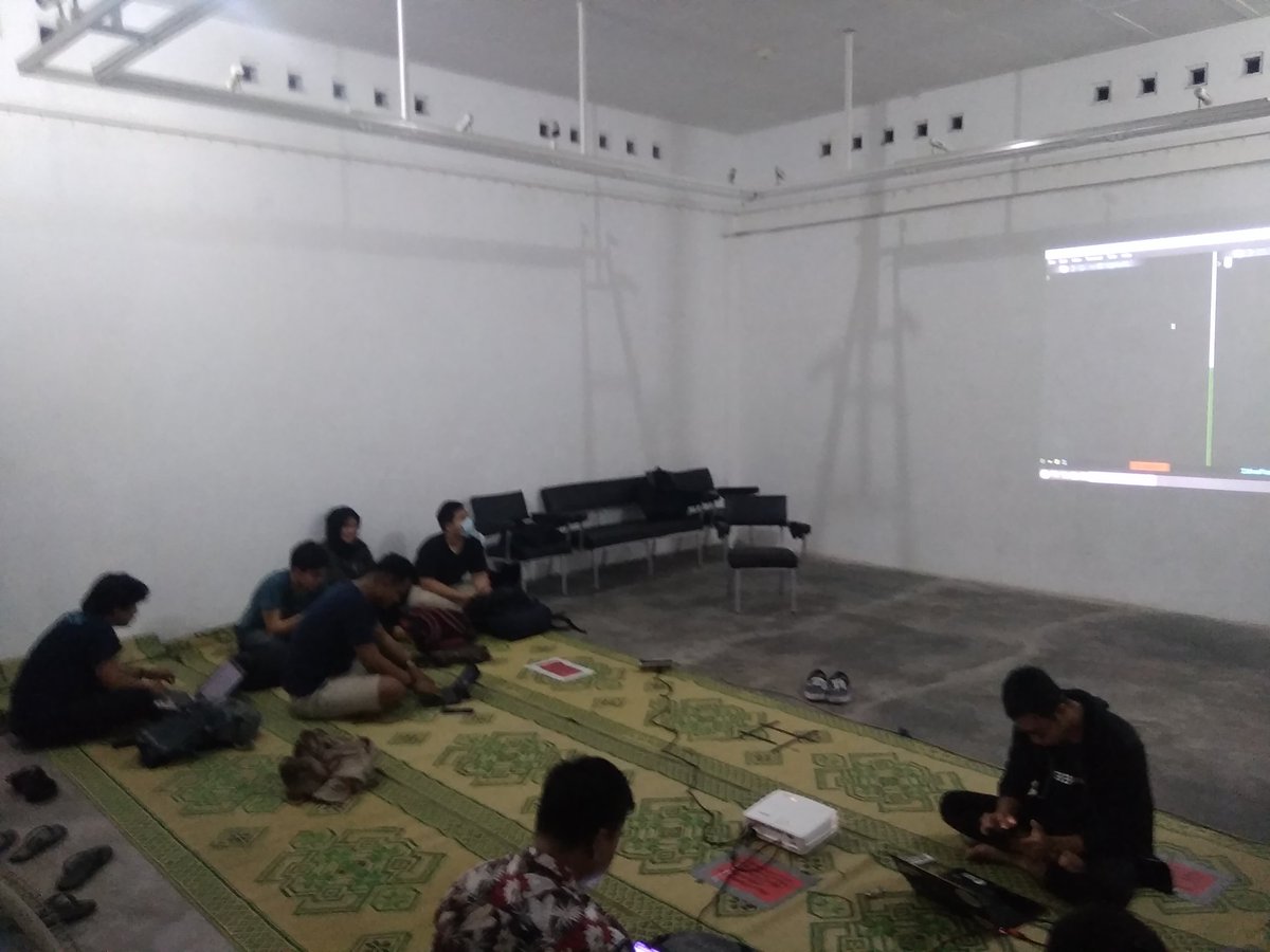 bimosaurus's tweet photo. Sebentar lagi sessi sharing di Kelas Pagi Yogyakarta, #NgeSEC 22 akan segera dimulai.. Membahas tentang "Unserialize Bug" https://t.co/dsi4cue8v0