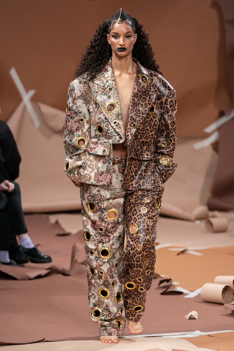 _reneebu's tweet photo. Get to know Black designers: 

Selam Fessahaye Fall 2020 
#CopenhagenFashionWeek https://t.co/gOIk481Pcm