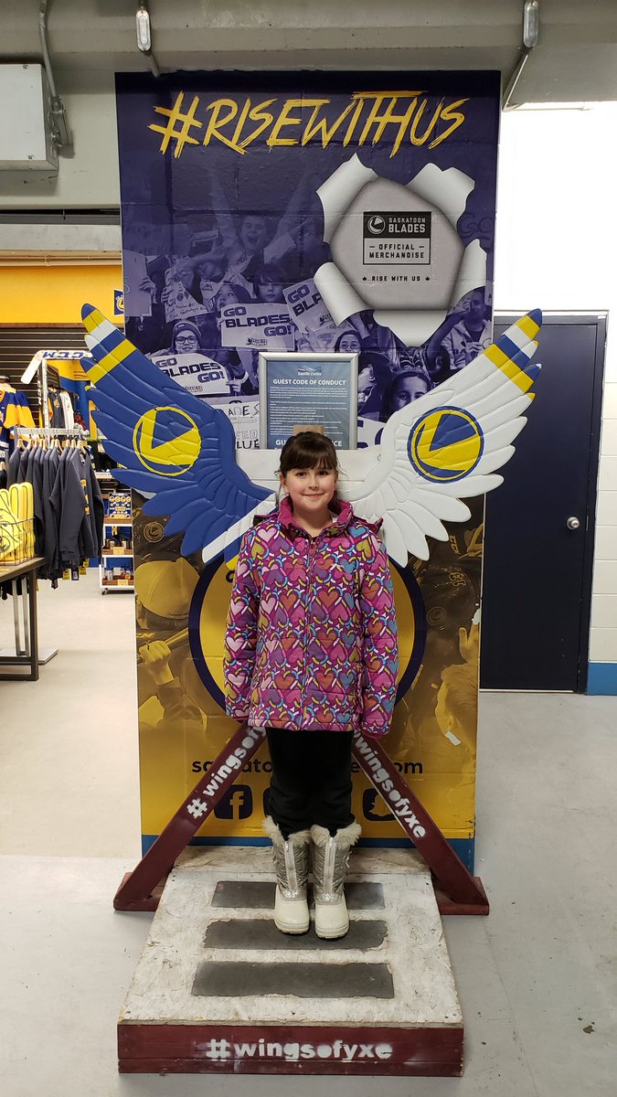 von_walt's tweet photo. Watched alex sing at blades game. Wife &amp; i had a great time.( blades won!) https://t.co/Hjs7PyZyOi