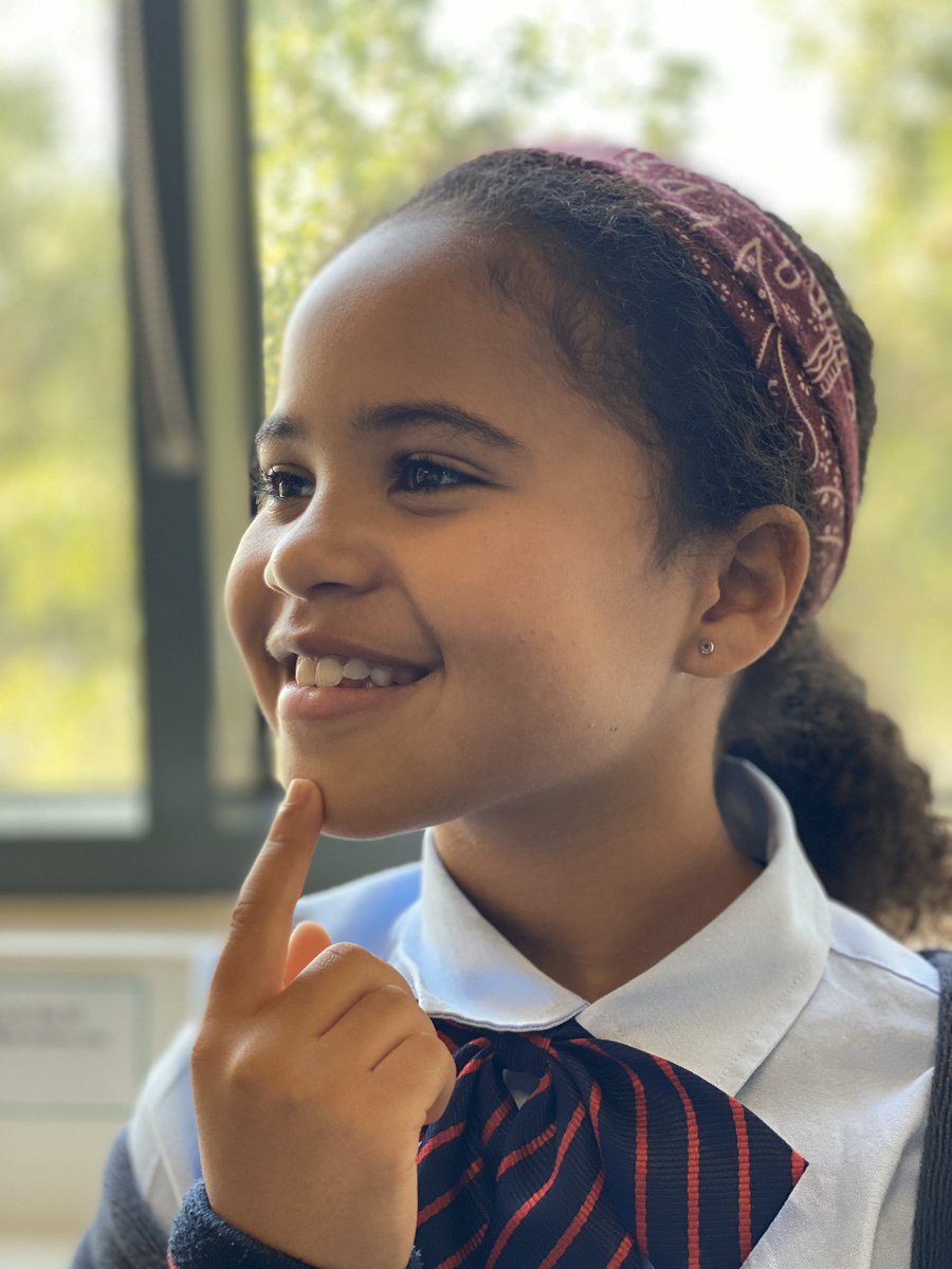laurenangarola's tweet photo. I wanted students to try taking different kinds of portraits so I let them use my #iPhone11Pro & the results are fantastic! Many of them ended up using #InstantAlpha to get rid of the background or used #ApplePencil to trace their profile https://t.co/95KPVKQpKw