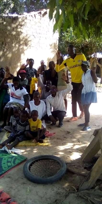 Joze_Mat's tweet photo. Small deeds done are greater than big deeds planned. With the little we have, we can create a big impact if we decide to let our hearts lead and not our desire for benefits.
#GCSprogram (👉PinnedTweet) 
@her_amplify @EstherBirungi4 @lisa_charity_n @ugawoman01 @Ugaman01 @UgGospel https://t.co/Xvaj9tjr38