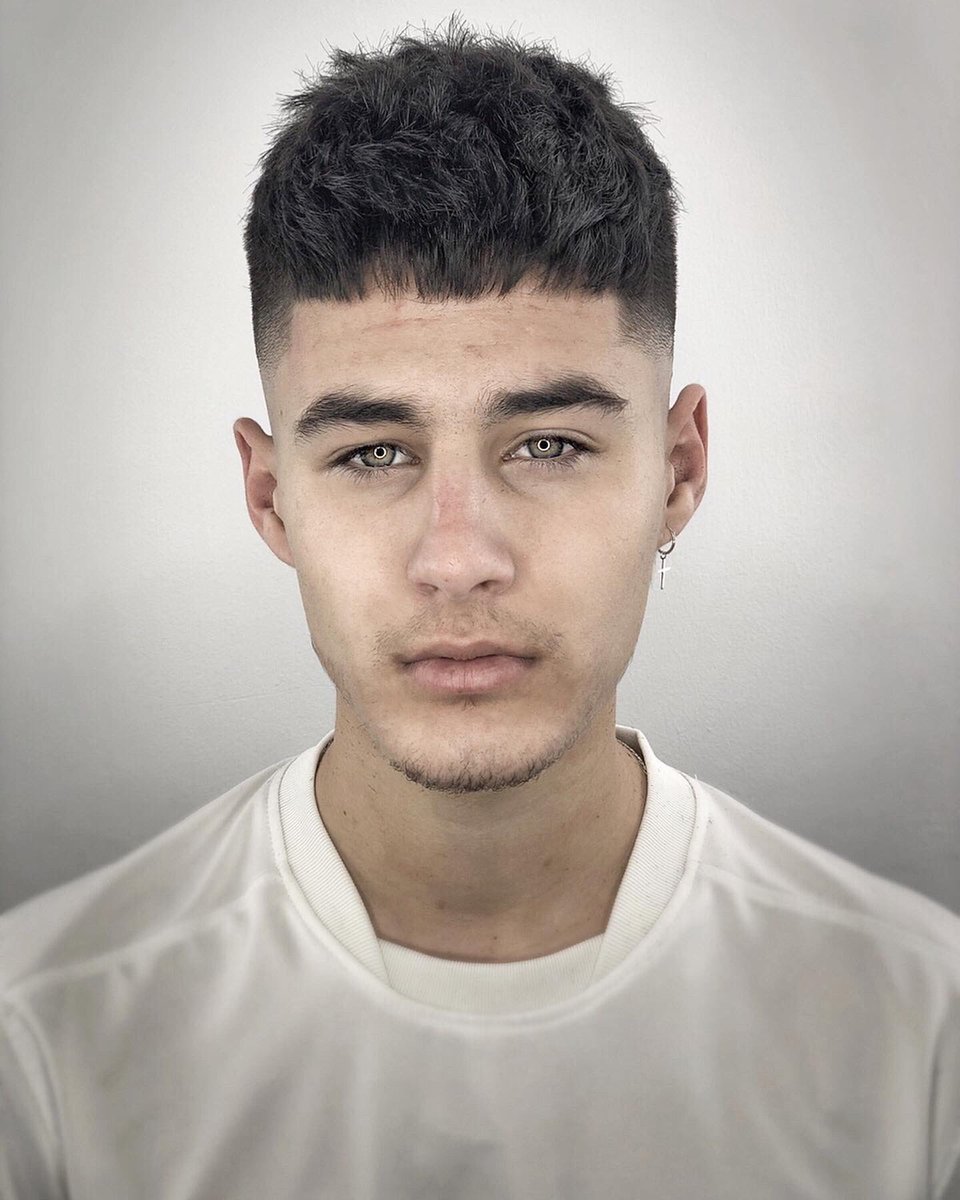 Esteban (@estebanhair) on Twitter photo Cita online 👇🏻 estebanbarbershop.com 💇🏻♂️FOLLOW -> <a href="/estebanbarbersh/">💈Esteban Barber Shop 💈</a> 💈PLAZA CHICA LA ALCAYNA - MOLINA DE SEGURA ☎️622175454☎️
•REDES INSTAGRAM.com/estebanbarbers… facebook.com/Esteban-Barber… UBICACIÓN -> goo.gl/maps/LT3BdQfWc… #murcia #molinadesegura #laalcayna #barber #barberia Cita online 👇🏻 estebanbarbershop.com 💇🏻♂️FOLLOW -> <a href="/estebanbarbersh/">💈Esteban Barber Shop 💈</a> 💈PLAZA CHICA LA ALCAYNA - MOLINA DE SEGURA ☎️622175454☎️
•REDES INSTAGRAM.com/estebanbarbers… facebook.com/Esteban-Barber… UBICACIÓN -> goo.gl/maps/LT3BdQfWc… #murcia #molinadesegura #laalcayna #barber #barberia