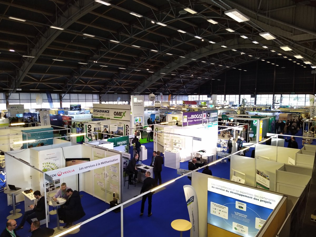 TimoHeleva's tweet photo. #biogazeurope. Good discussion on #greenenergy #qualvista QBM-100 #biogas analyzer. https://t.co/HaVtbwosV5