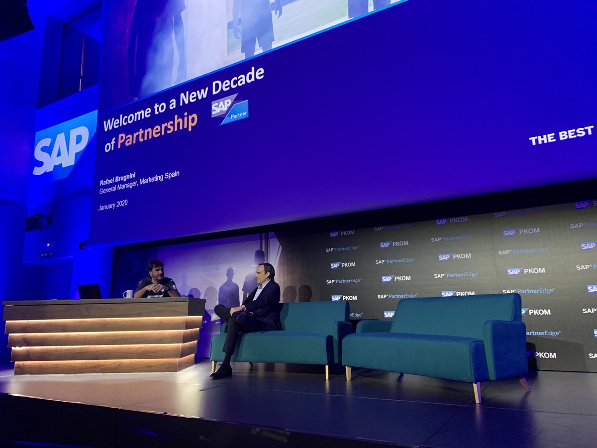 #PKOM2020 ⁦<a href="/RafaelBrugnini/">Rafael Brugnini</a>⁩ addressing the audience with the strategic vision for 2020