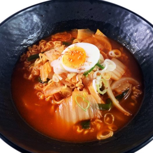 jongno_ohbar's tweet photo. #ジョンノオッパ
⠀
ジョンノオッパです！
⠀
今日はキムチラーメンを紹介したいと思います！
キムチラーメンはキムチを入れて作りましたので
味がさっぱりします！
キムチを入れただけで、一般的なラーメンと違う味になります！
⠀
簡単なお昼ご飯にもピッタリでおすすめです！ https://t.co/Ya1TFS6Ti7