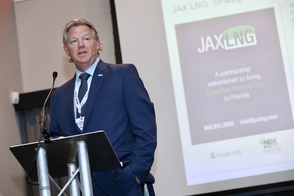 Today Robert Butts, #jaxlng discusses the first LNG Bunker Barge in the US, in our Jacksonville Focus Session at the #LNGBunkeringSummit in Amsterdam 

 #oilandgas  #lng #lngbunkering