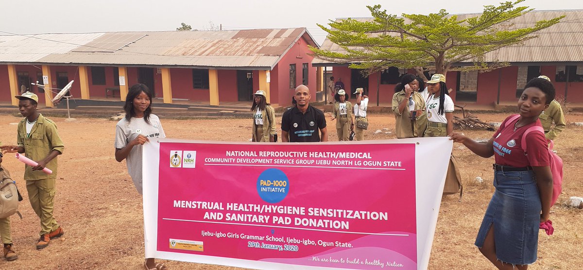theonlytife's tweet photo. Youth Corp members in Ijebu north in conjunction with the youth friendly centre, Olabisi Onabanjo university had a menstrual health program for girls of Ijebu igbo girls grammar school today.
#voluntaryworker https://t.co/EsSbkFUTFu