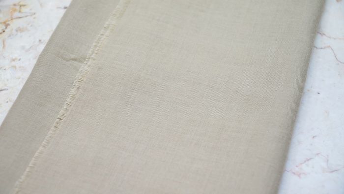 Stylo_Indonesia's tweet photo. 3. Bahan Hijab Katun Biasa
Untuk lebih jelas, hijab berbahan katun biasa memiliki bahan yang adem sehingga terasa nyaman. Bahan ini memiliki tekstur yang kaku namun tidak seperti katun denim. Namun sayangnya, teksturnya akan menjadi berbulu jika terlalu sering dicuci. https://t.co/bndoQrqnWH
