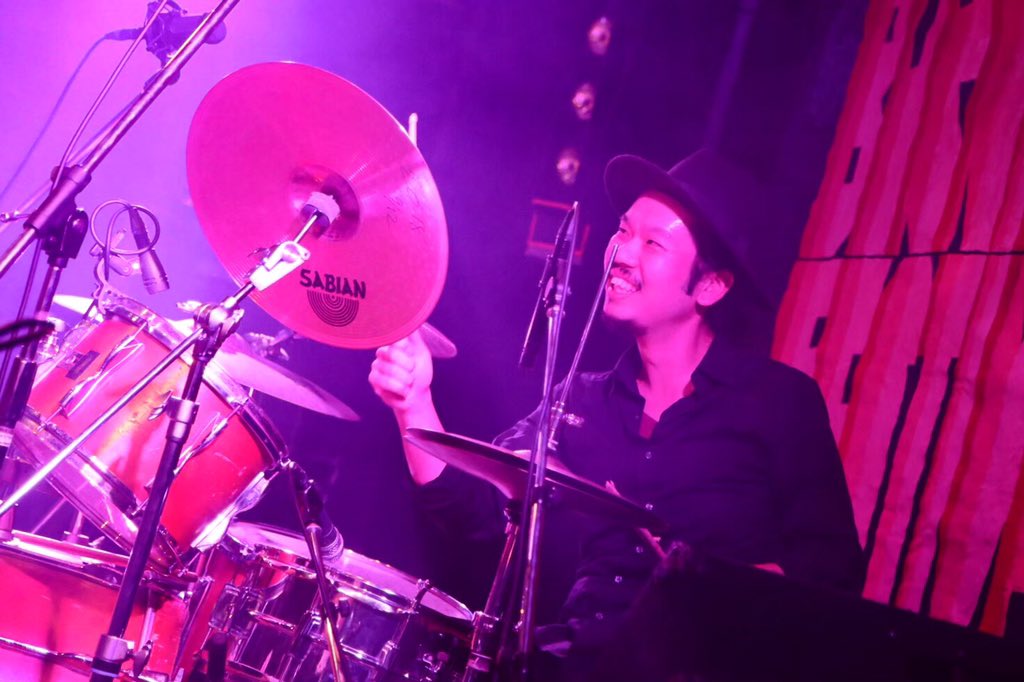 brfes2019's tweet photo. [オフィシャルサイト更新情報]
GALLERYのMAIN STAGEに BEAST VALCO JAM 追加‼︎

photo by 秋山葵

#brf2019
https://t.co/kmoZUGZShF https://t.co/rT6UePDNyh