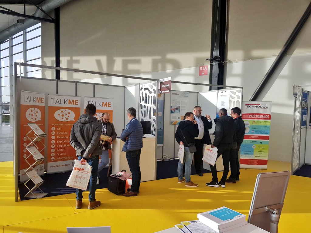 ADNormandie's tweet photo. [#jour2] Networking sur le pavillon #NormandieIndustrie avec @Captronic_  @CetimFrance @Cesi_Rouen #cedecos #UIMM @sepemindustries ! Nous vous donnons rdv sous la verrière pour découvrir le village #UsineDuFutur avec #SASP @keyveo3d  @criann @Documentic @leancure  #circoe @talkme https://t.co/bElGD4sLWt
