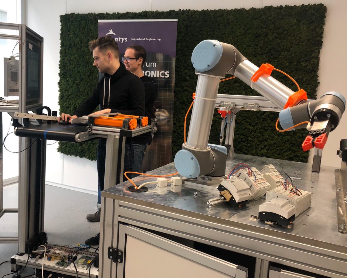 De maakindustrie <a href="/Brabant/">Provincie Noord-Brabant</a> zet vandaag weer een nieuwe stap in het werken met data. Bedrijven en kennisinstellingen gaan samen aan de slag met het project Digitale Fabriek <a href="/BICehv/">Brainport Industries Campus</a>. Ambitie is om opgedane kennis toe te passen in alle sectoren in heel #Brabant!