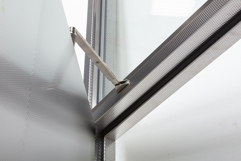 DoorTechnik's tweet photo. Our most recent RX15 stainless steel door looked so stunning we just had to take it for a photo shoot. 

Take a look at our RX15 photo session blog article below, as well as other RX15 doors.

https://t.co/cV1WVYVzDf

https://t.co/7tZ9VSH9RT https://t.co/UFFDtovgen