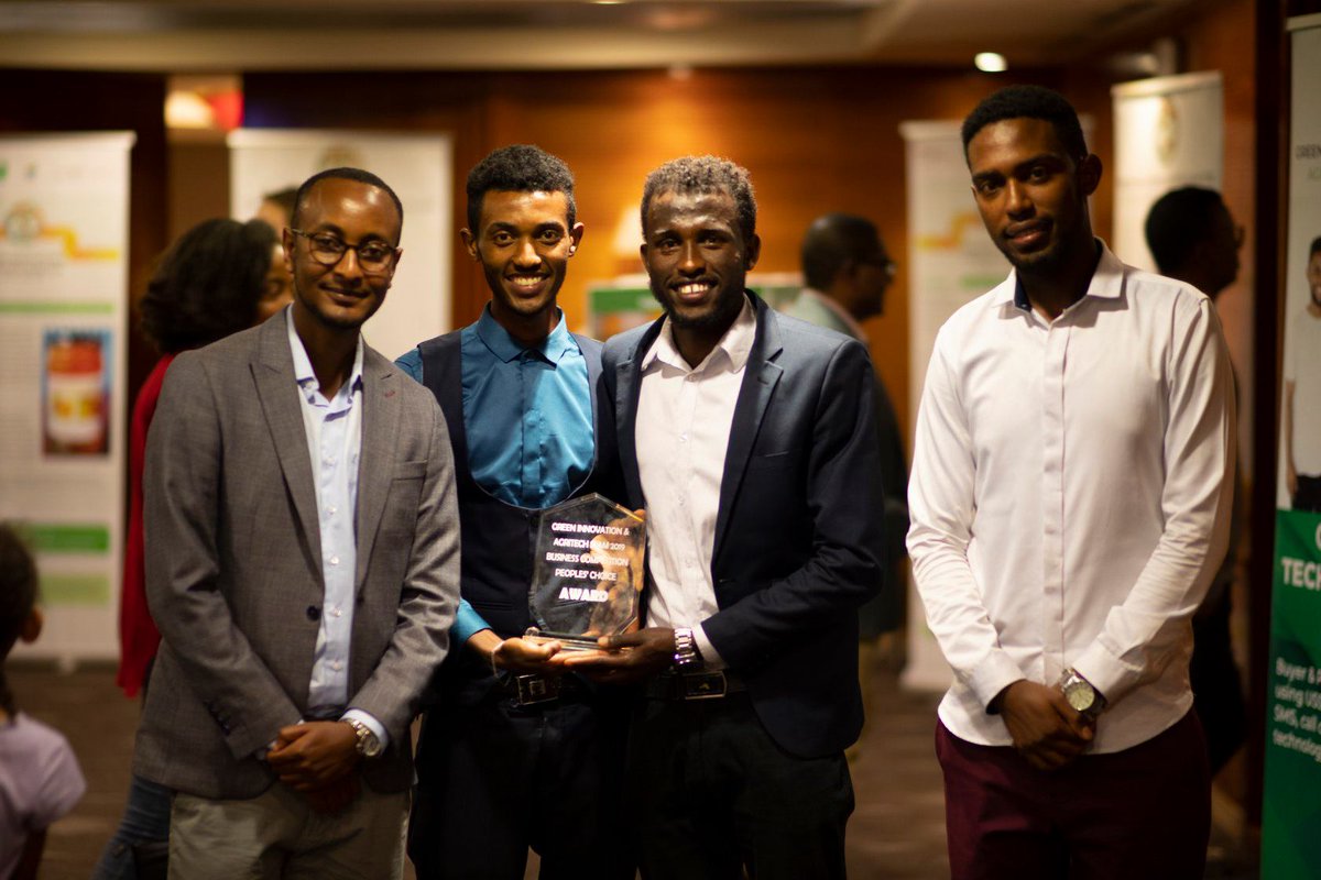 GenAfrica_'s tweet photo. 6 Ethiopia’s #agtech start-ups awarded in the #PitchAgriHack category at #GIAS2019 competition.
@giz_gmbh will facilitate linkages between the start-ups and relevant stakeholders in Germany and other emerging markets in addition to 💰 & incubation.
➡️ https://t.co/6SdyQmcvJA https://t.co/8vioxFYGZY