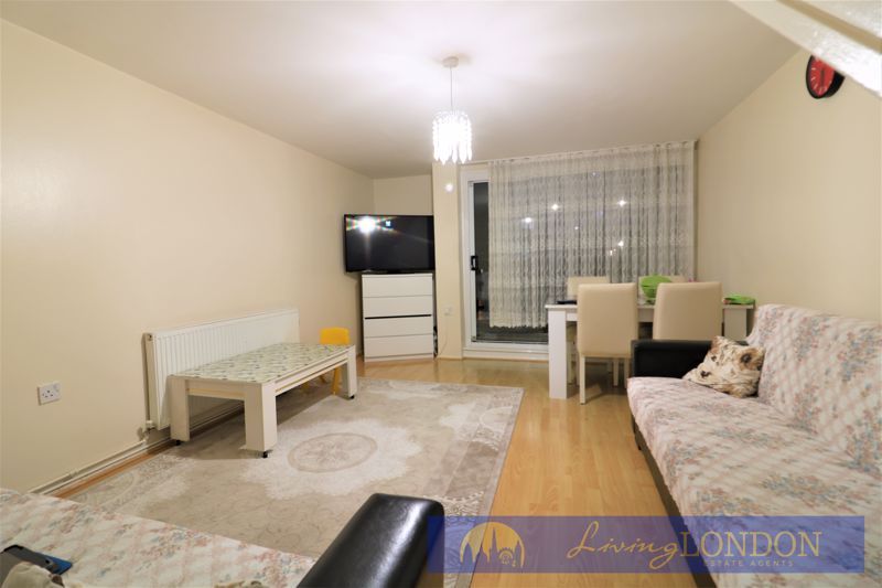 LivingLondonLtd's tweet photo. Potentially this could a great purchase for a 1st-time buyer looking to establish themselves on the property ladder.
Or maybe
A perfect buy to let property.

https://t.co/CnNlJZjBBY

#ForSale #Tuesday #investment #investmentproperty #London #northlondon #Tottenham #Edmonton https://t.co/Yx1YCPZt3e
