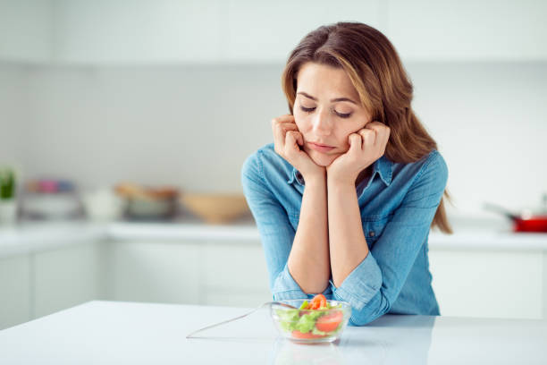 EEssence3's tweet photo. Women are more likely to have an eating disorder. Women are more concerned with body image thus, this susceptibility to body dissatisfaction may be an important factor underlying the higher rates of eating disorders in women.

#womenshealth #ees  #women #womenshealthandwellness https://t.co/LYvrMHGUwM