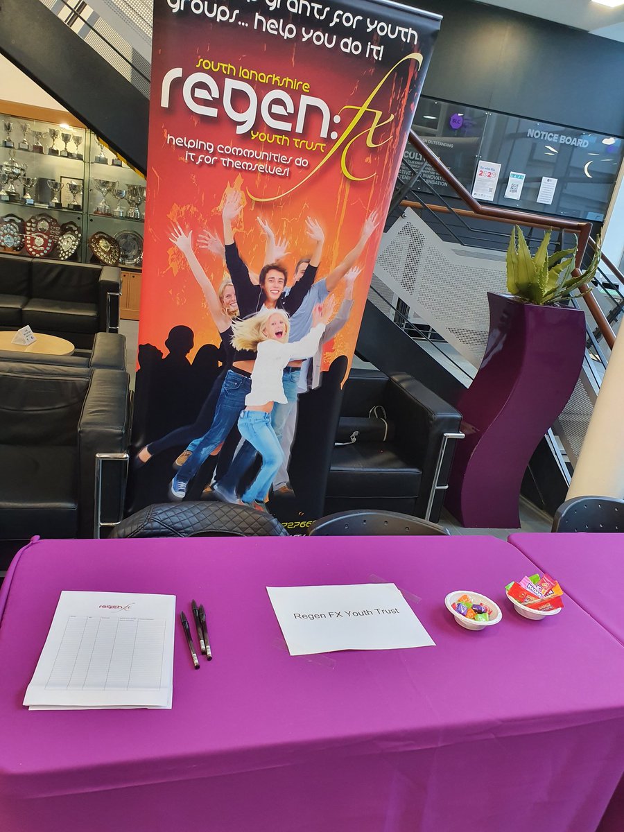 We are at <a href="/SLCek/">South Lanarkshire College</a> today for the Volunteering Event! If you're interested in getting involved and becoming a volunteer with us make sure to come and chat to Kim between 10-1pm to find out more 😁