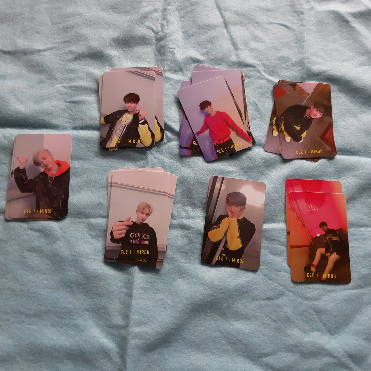 xudhjdkajsy's tweet photo. 스트레이키즈 포카 양도합니다.
sell straykids album photocards
₩3000 / usd$3 for 1
#스트레이키즈 #StrayKids #현진 #리노 #승민 #방찬 #창빈 #한 #필릭스 #아이엔 #bangchan #Leeknow #changbin #hyunjin #han #felix #seungmin #IN #양도 #resale #photocard #albumcard https://t.co/pTceZiFMob