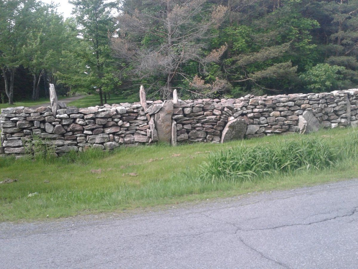 CycleFunMtl's tweet photo. If your bike ride passes through Havelock & Covey Hill then you are in one of Quebec's bike ride paradises.
Let me be serious for a moment: this is seriously great destination!
#bikeparadise #paradisduvélo #velomtl #Ormstown https://t.co/9bJpAKIn64
