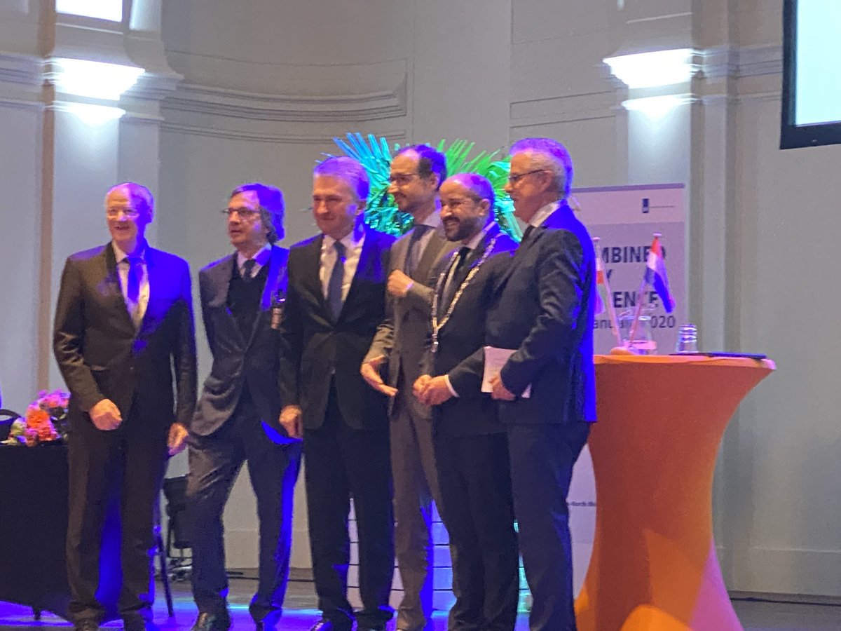 DietrichBartelt's tweet photo. #NRW Minister Prof. Andreas #Pinkwart: we are following the #GreenDeal by the EC within the region with a roadmap with phasing out coal generation. Renewable energy generation will be the main focus! #dbhc #giweh #CombindEnergy #geothermalenergy https://t.co/B1cg8kIAvE