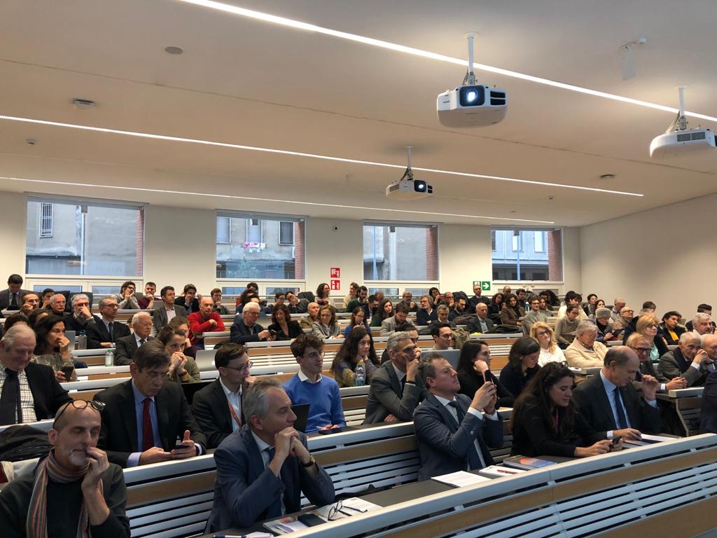 Dalla creazione di valore condiviso, al #GreenDeal, agli investimenti ESG e il percorso aziendale intorno a questi temi di <a href="/Itelyum/">Itelyum</a>. Grazie all'Osservatorio Green Economy di 
<a href="/Unibocconi/">Università Bocconi</a> e a <a href="/EdAmbiente/">EdizioniAmbiente</a> per aver offerto un eccellente confronto sulla #sostenibilità. #29gennaio