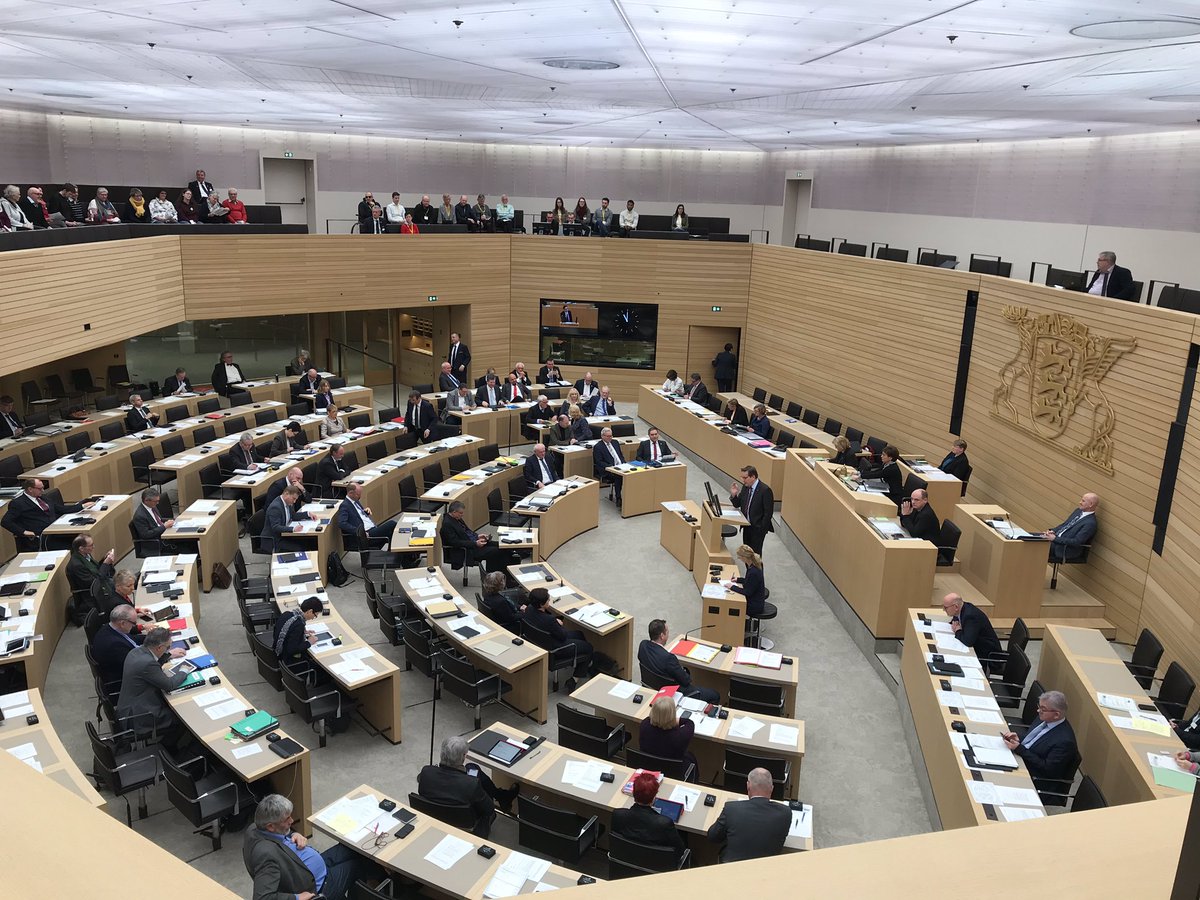Gerade läuft die Debatten zum Gesetz zur Änderung des Brexit-Übergangsgesetzes BW