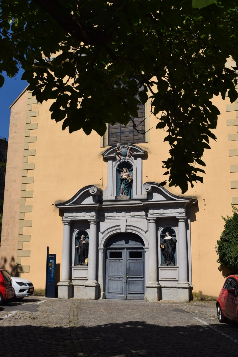ErwuesseB's tweet photo. #Kierchentour: Wéi d’#Benediktiner d’Geschicht vun der Stad gepräägt hunn. Gratis #Visite org. vun der #ErwuesseBildung, Luxembourg School of Religion &amp; Society #LSRS an der Par #Lëtzebuerg Notre-Dame. Sonndeg, 2.2., 16-17.30 Auer an der #Église Saint-Jean am #Gronn @cathollu https://t.co/RoYZFVYXQR