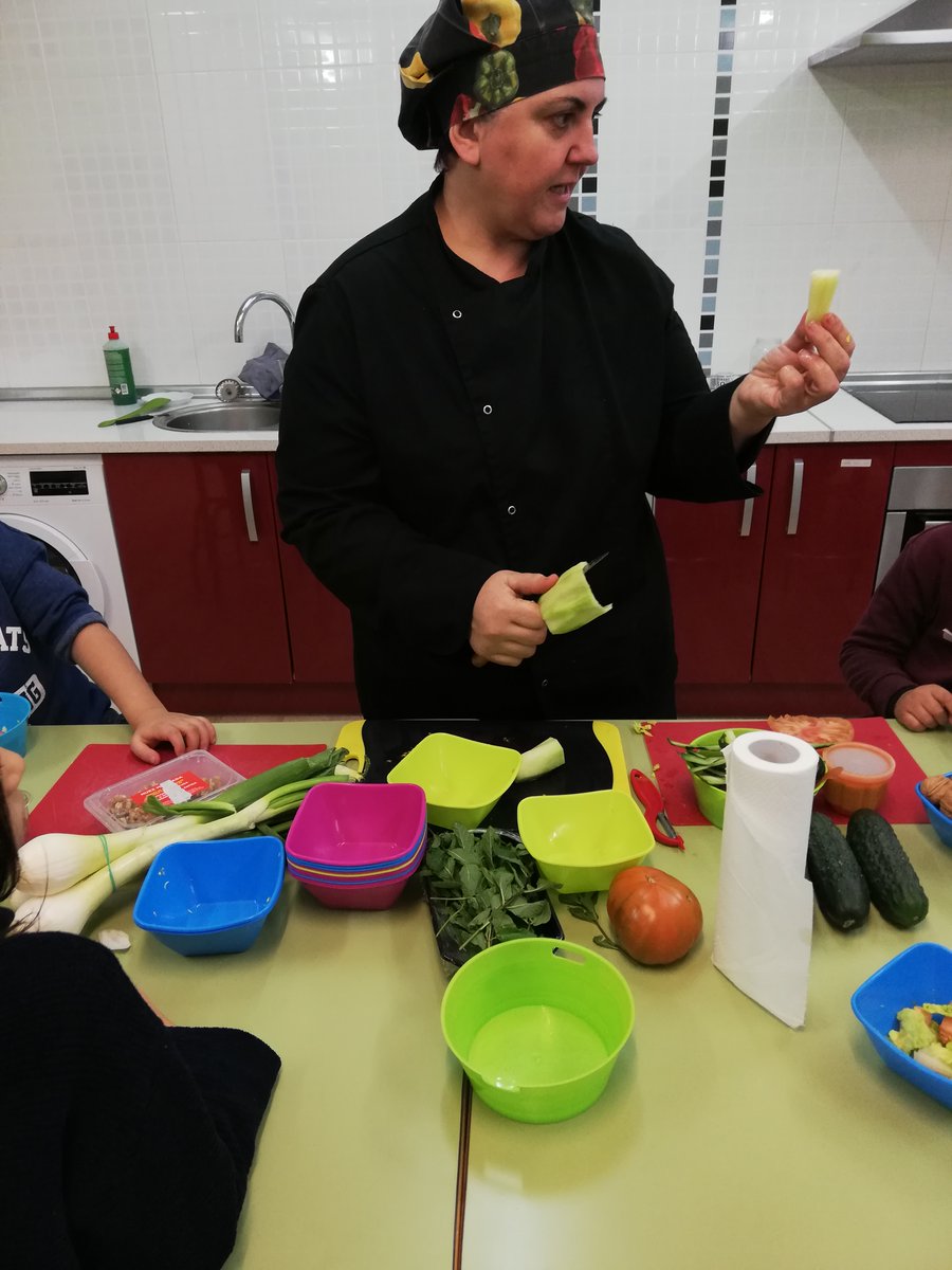 TALLER UMANI dlvr.it/RNyhGB
