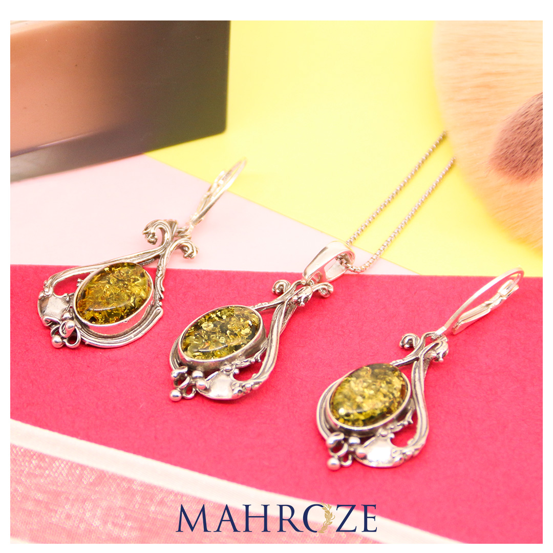 MahrozeUK's tweet photo. Could there be any better treat for yourself or your loved one. Let's not wait and hurry up the grab the best.

Head over to our Website Now https://t.co/VywN7UHL8N

FREE SHIPPING IN UNITED KINGDOM

#mahroze #mahrozeuk #mahrozejewellery #sterlingsilver #sterlingsilverjewellery https://t.co/kYvz3brDag
