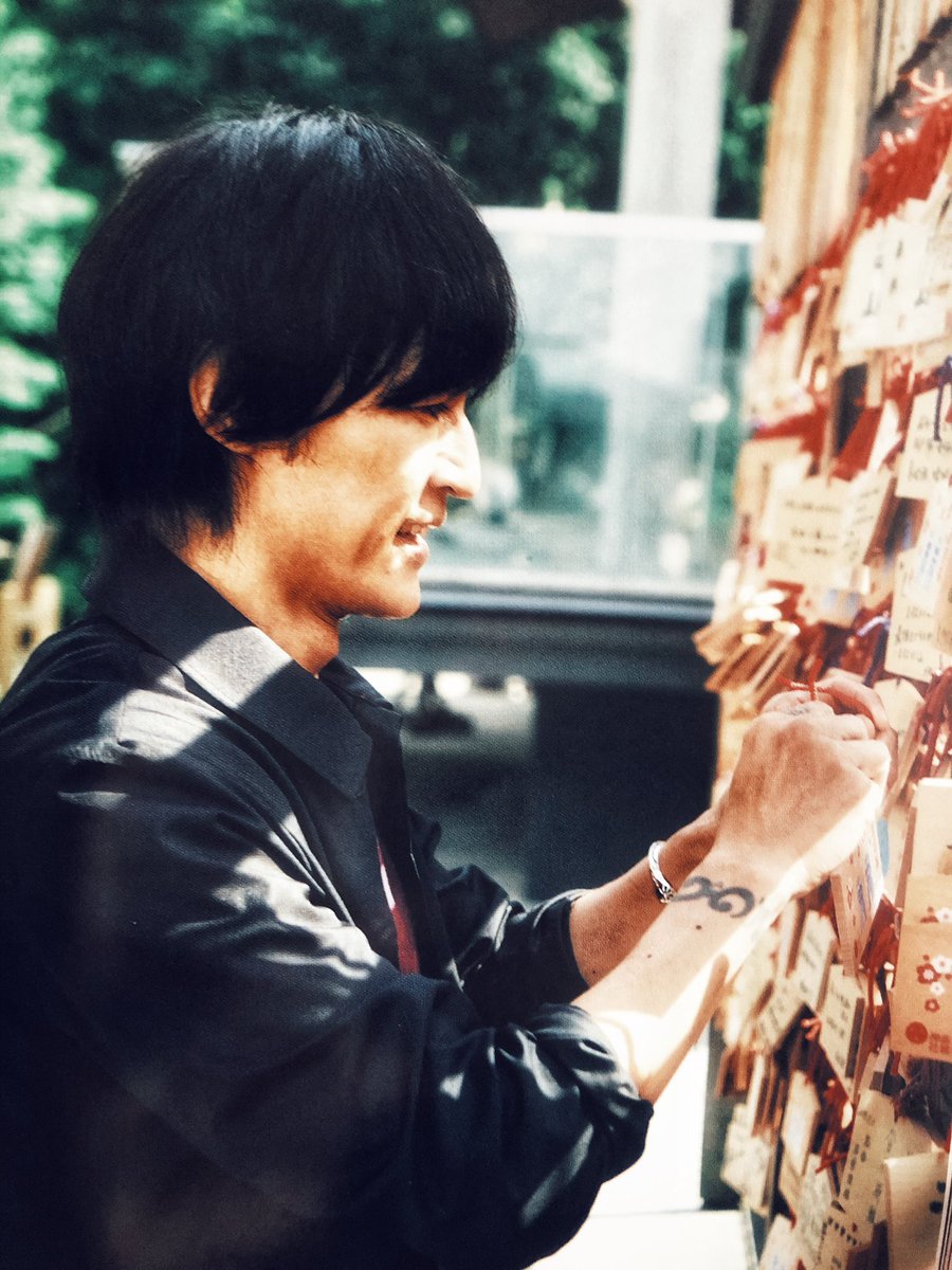 ℕ𝕒𝕟𝕒 𝔹𝕫𝔹𝕥𝕤𝔹𝕡 No Twitter B Z稲葉浩志55歳 現在のお姿 そしてこのギャップ 完璧である Bz