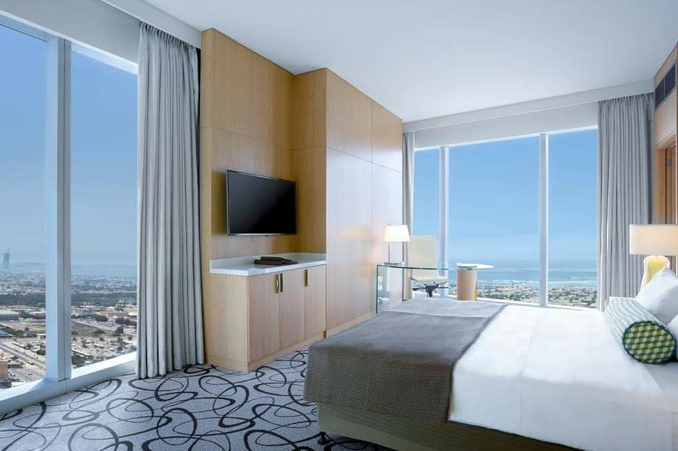 PSExperiences1's tweet photo. Located in the heart of Downtown Dubai, #SofitelDubai Downtown is an idyllic oasis that blends urban sophistication with refined luxury.
Discover the exotic charm of one of the distinctive and contemporary hotel in Dubai with #PlatinumSignatureExperiences
#Travel #Vacation https://t.co/YFv0EhfeU0